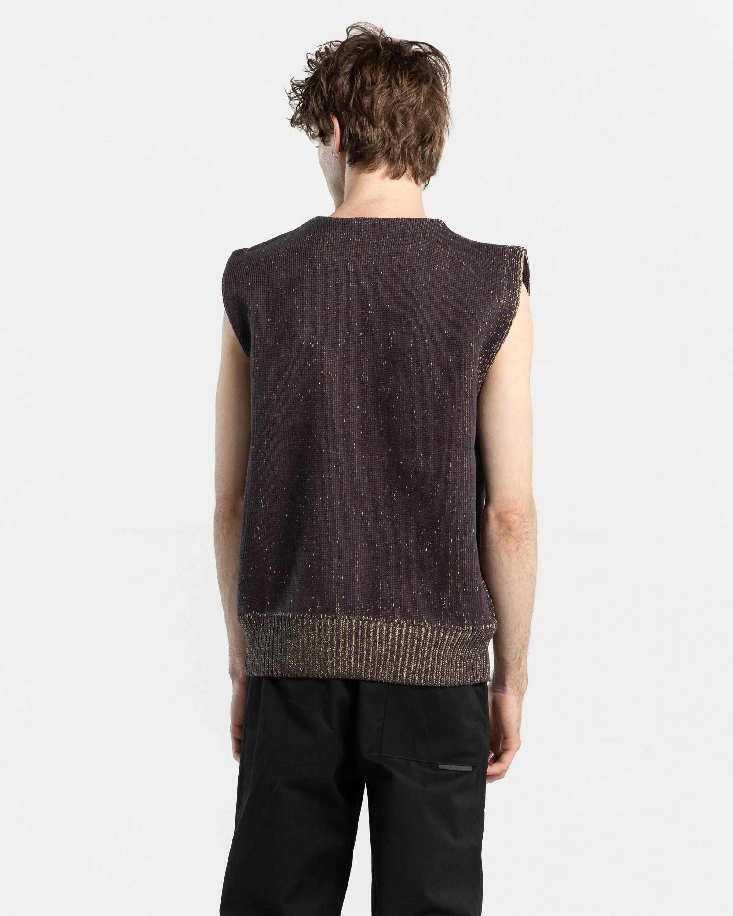 Aimless Compact Knit Vest in Grey