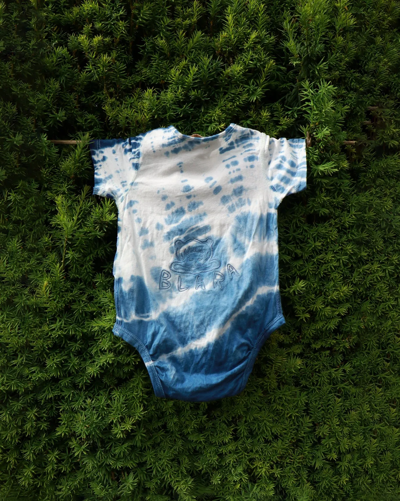 Handcraft Tie-Dye Blara Sleepy Baby Bodysuit