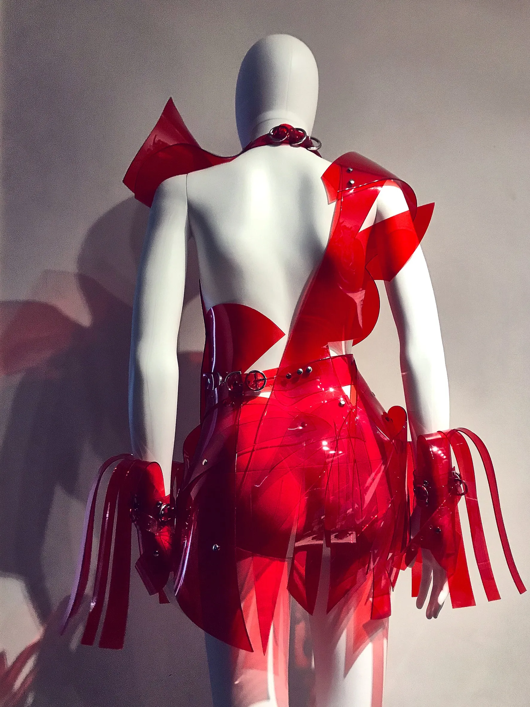 Jivomir Domoustchiev Vinyl sculpture Art dress