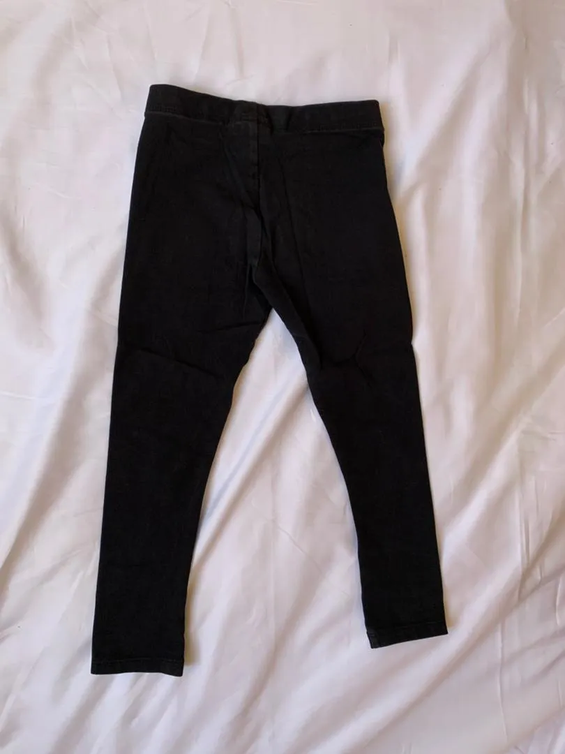 Next black leggings size 4-5years