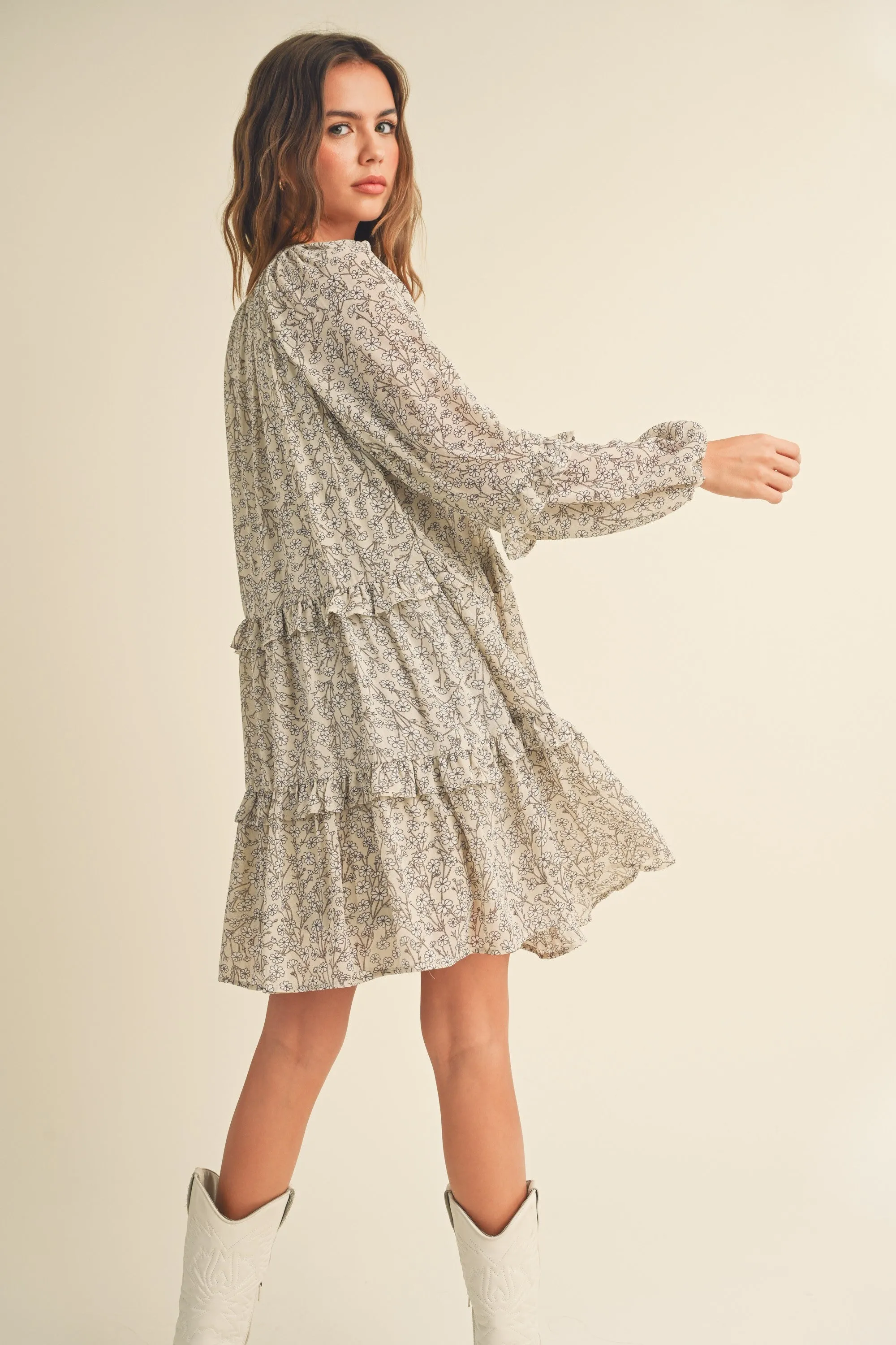 Raelynn Daisy Long Sleeve Flutter Dress