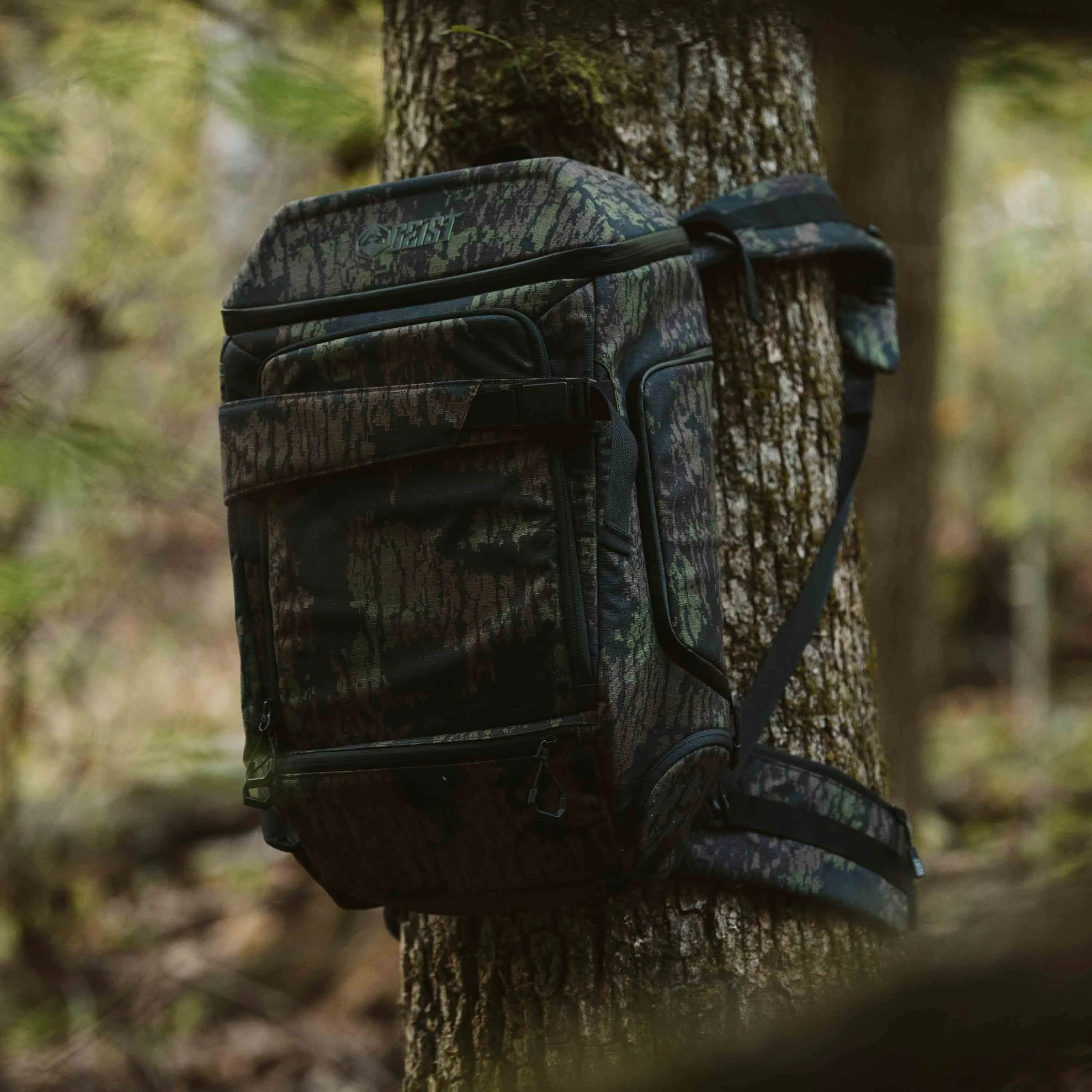 Rural Hipster Bow Bag - Digital Black Forest Camo