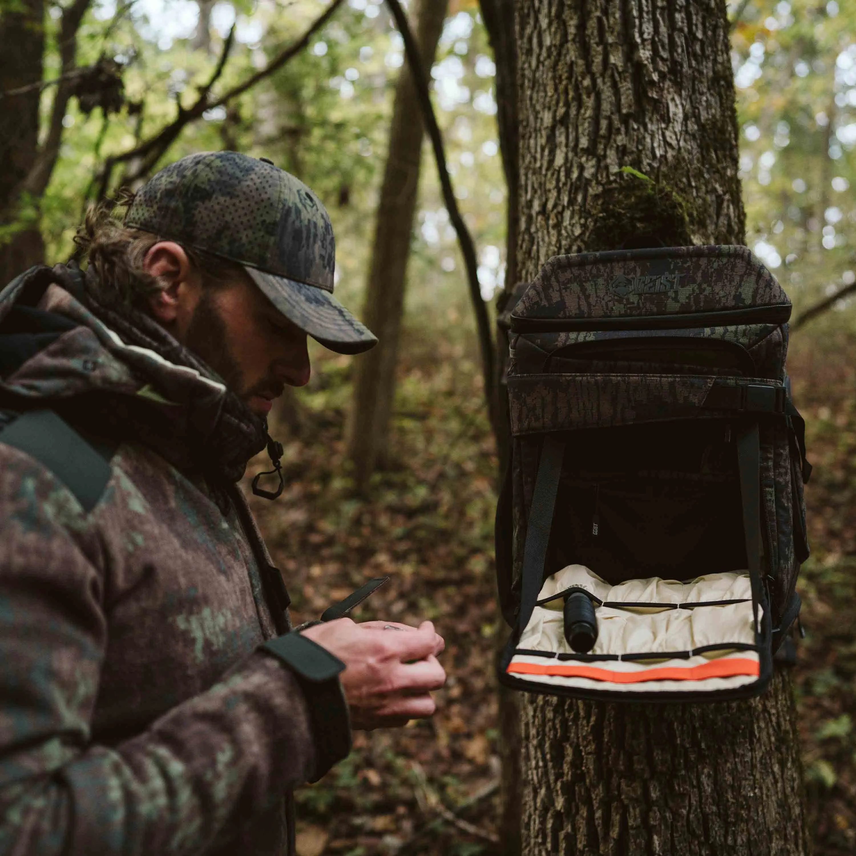 Rural Hipster Bow Bag - Digital Black Forest Camo