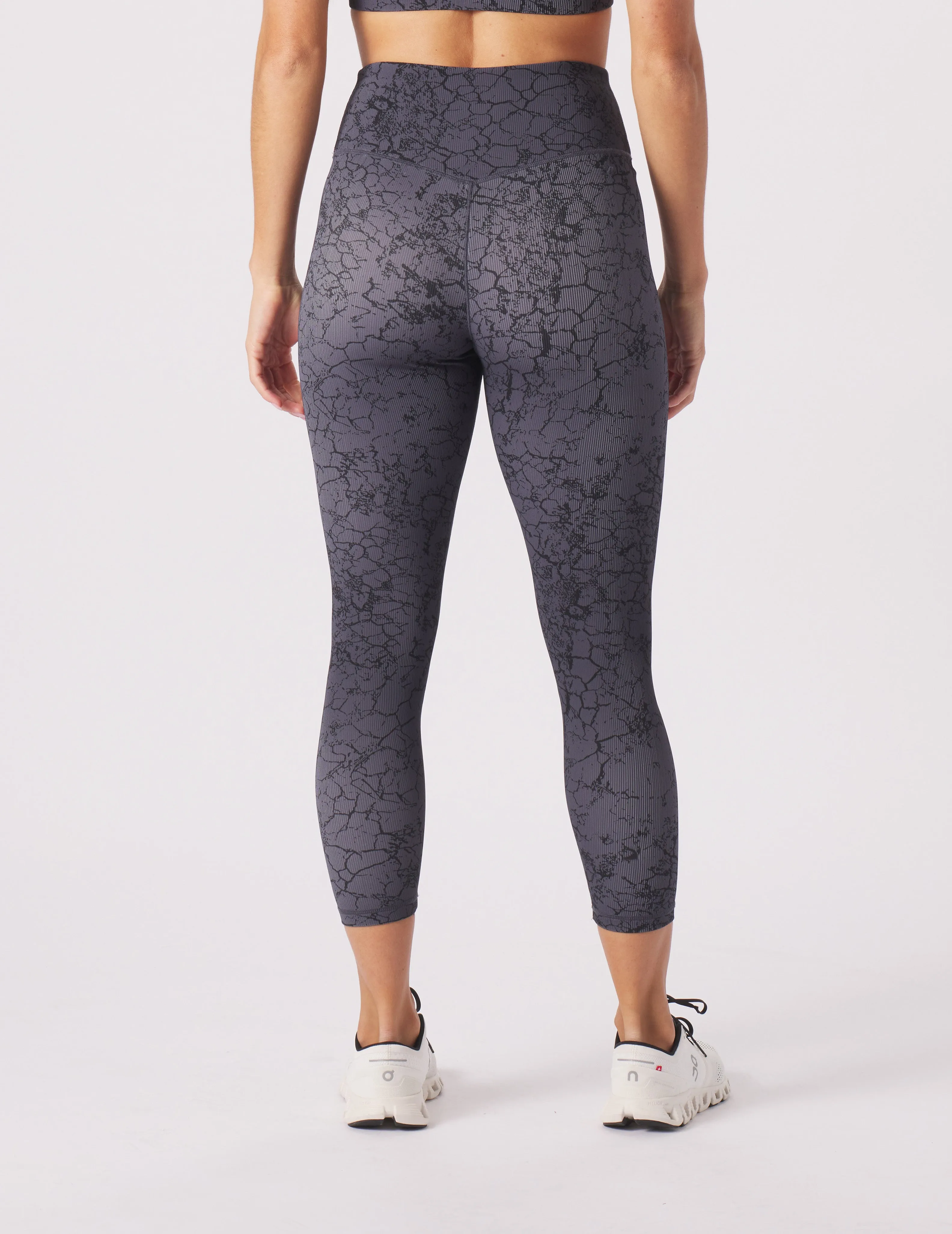 Sultry 7/8 Legging: Black Dryland