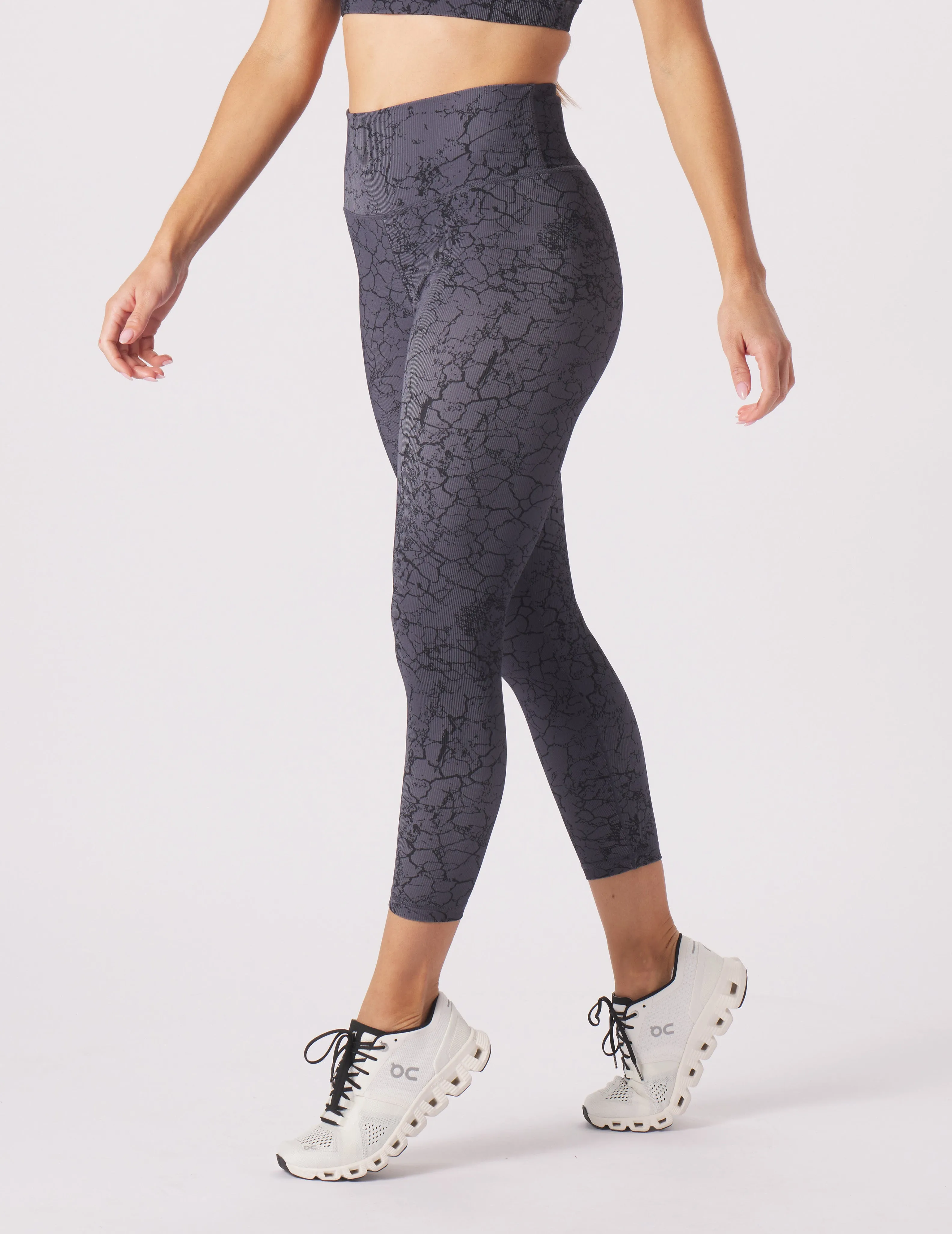 Sultry 7/8 Legging: Black Dryland